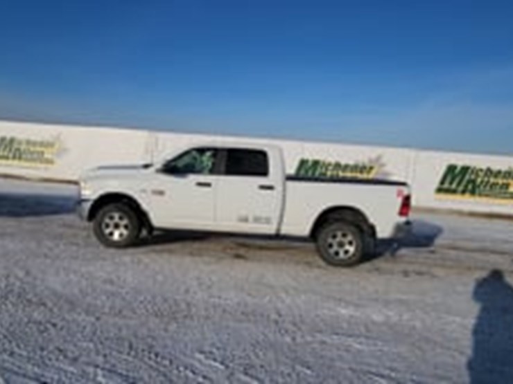 2012-dodge-2500-image-5