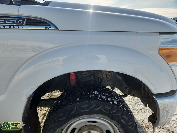 2015-ford-f350-sd-image-31