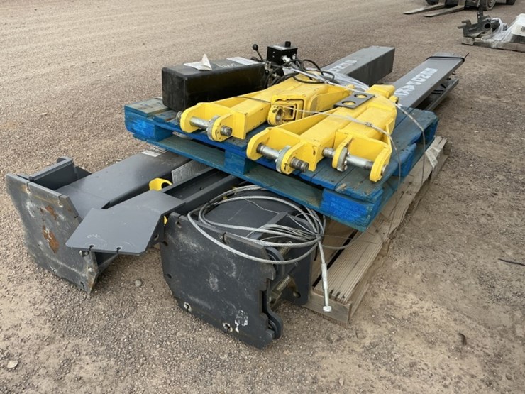 bendpak-10,000lbs-2-post-automotive-lift-image-4