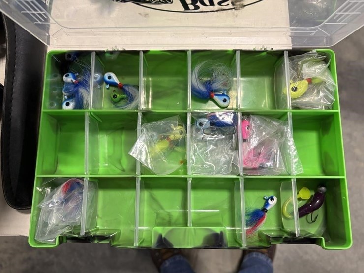 soft-tackle-box-with-baits-image-4