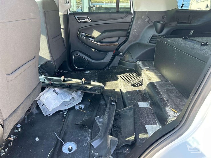 2020-chevrolet-tahoe-image-19