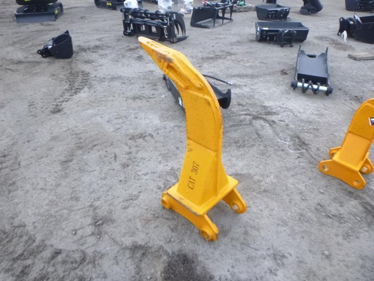 caterpillar-307-image-4