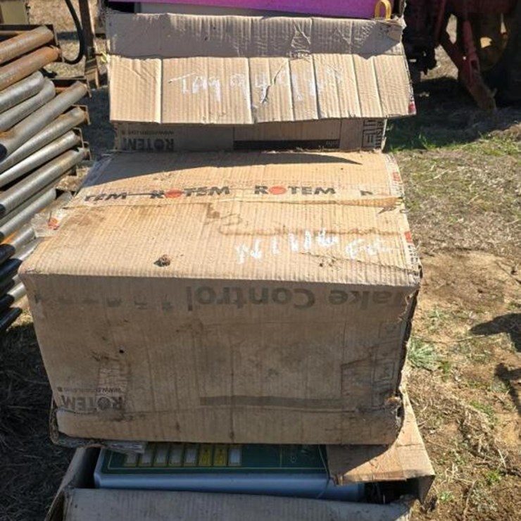 (5) CASES OF CHICKEN HOUSE CONTROLLERS