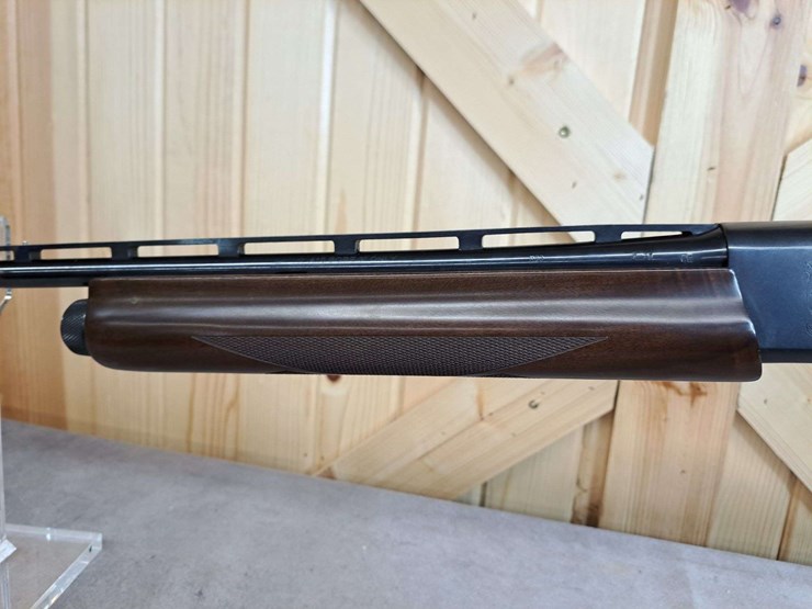 remington-model-1100-.410-semiauto-shotgun-image-10