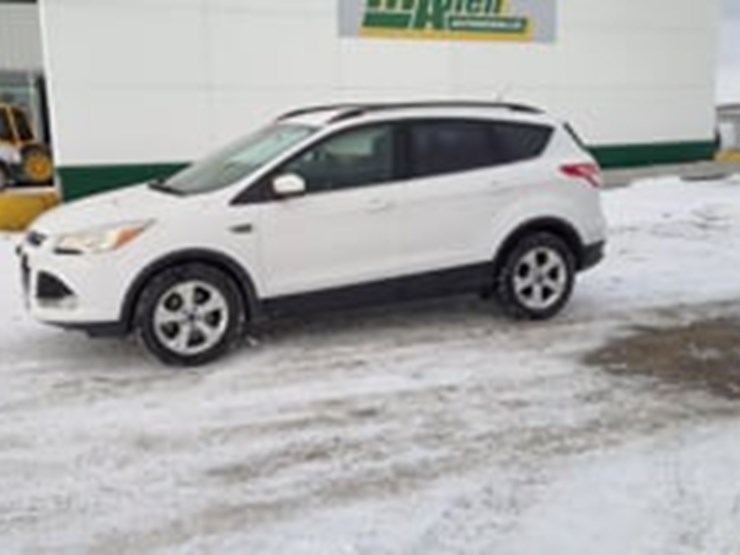 2016-ford-escape-se-image-5