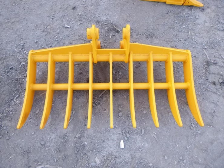 caterpillar-303-image-6