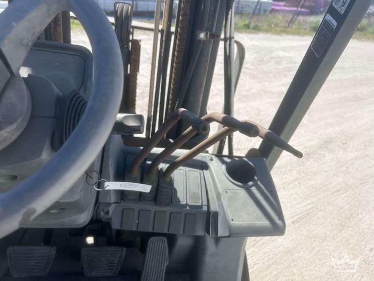 2007-caterpillar-c5000-5,000lb.-straight-mast-lp-forklift-image-7