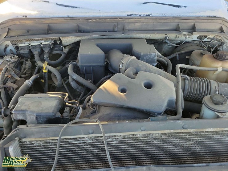 2011-ford-f350-image-32