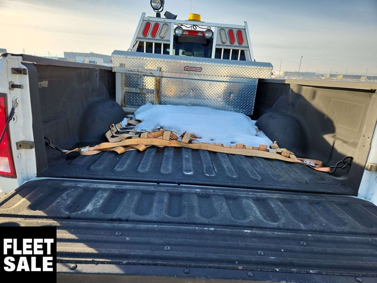 2014-dodge-2500-image-23