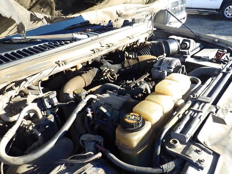 2001-ford-f450-image-14