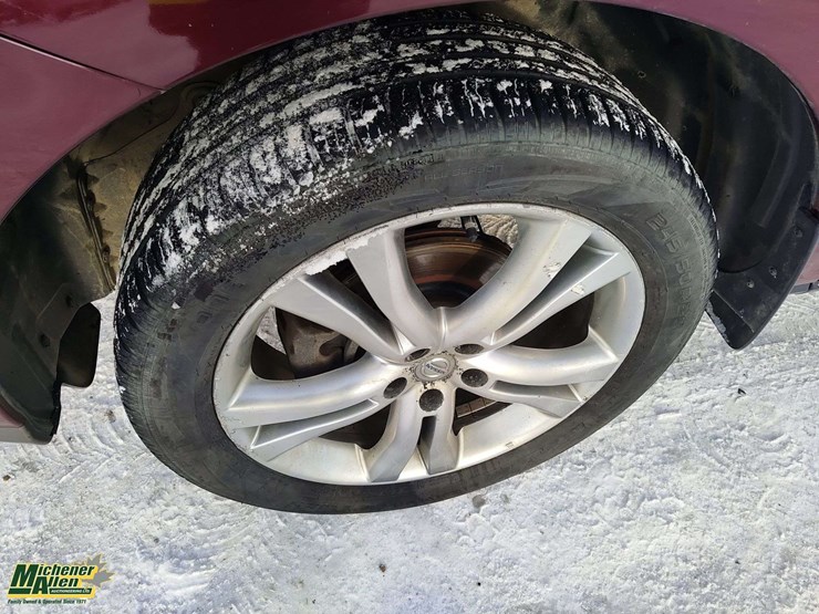 2011-nissan-murano-image-10