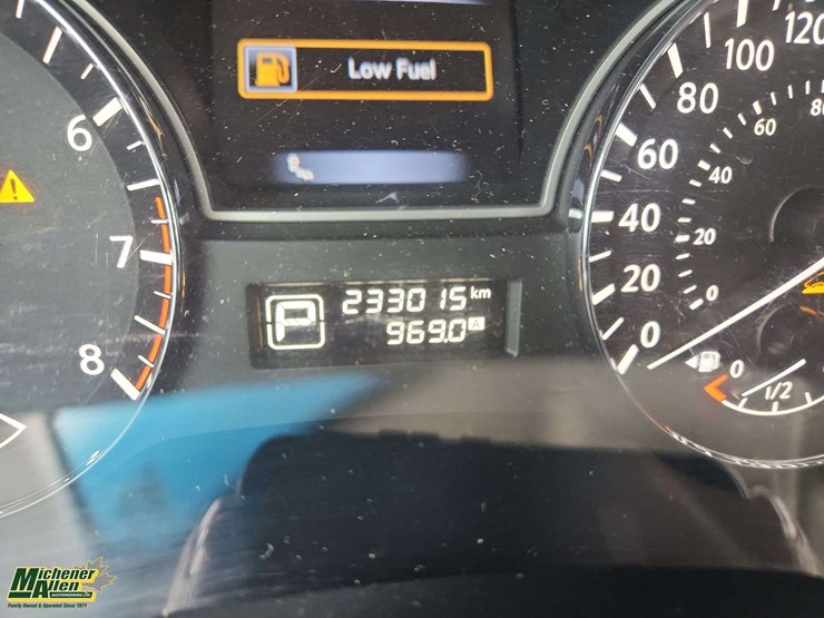 2015-nissan-pathfinder-image-29