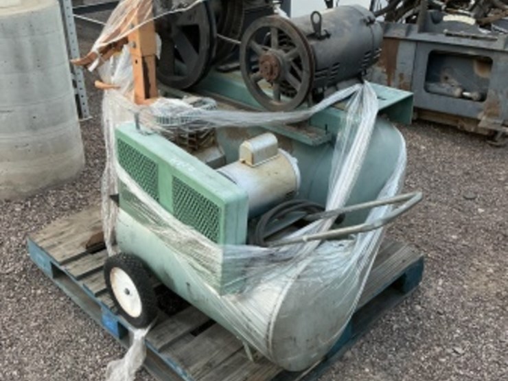 pallet-of-misc-image-4