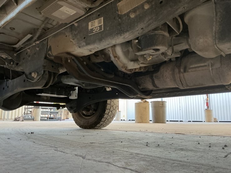 2016-ford-f350-image-24