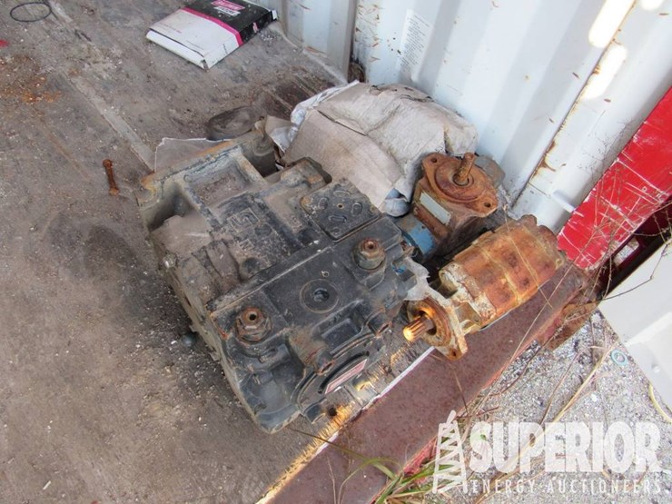 (1-231a)-8'-x-8'-x-40'-shipping-container,-w/-lig...-image-9