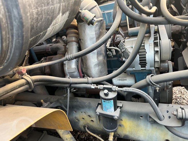 2001-international-4700-image-45