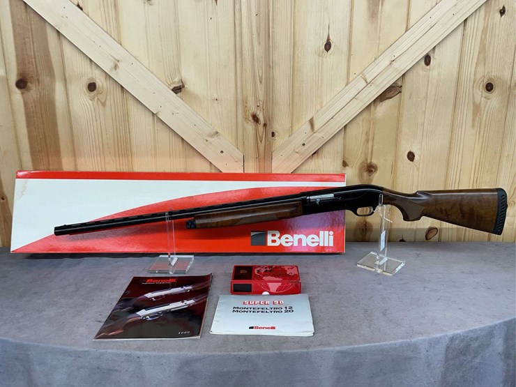 benelli-super-90-left-hand-montefeltro-12-gauge-semiauto-shotgun-image-1