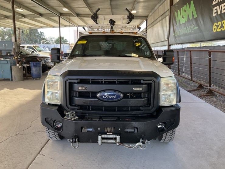 2015-ford-f550-image-3