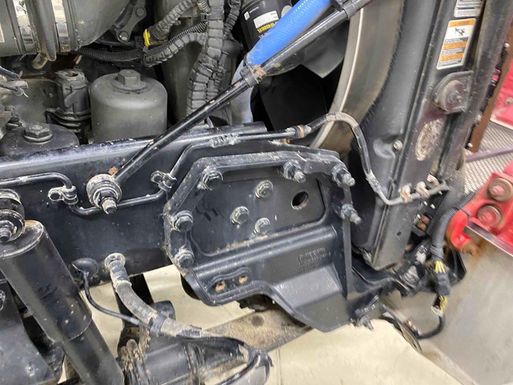 2014-peterbilt-365-image-87