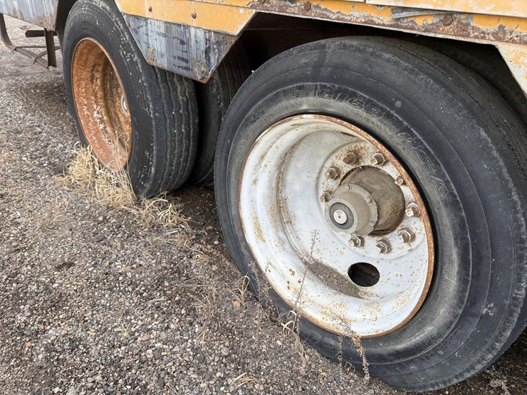 1992-kentucky-trailer-image-14