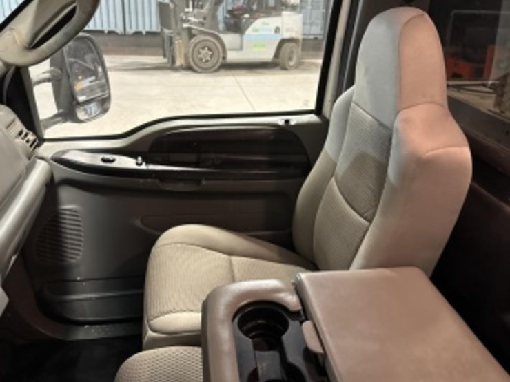 2006-ford-f350-image-22