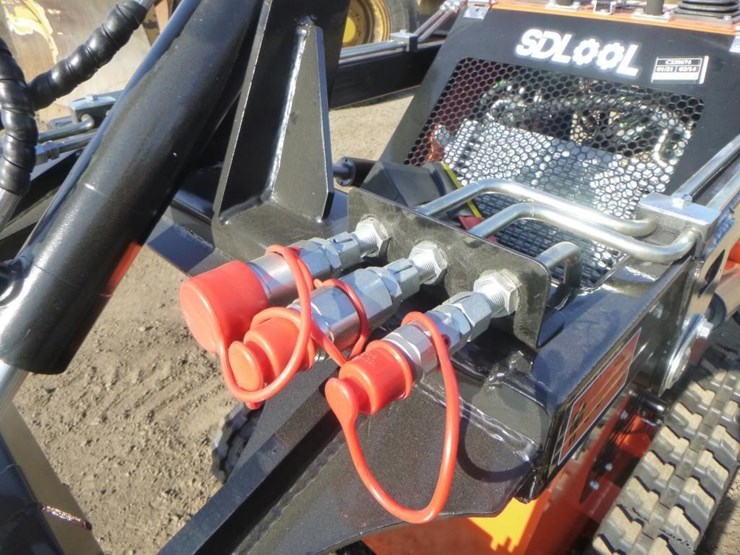 2025-sdlool-sl36c-skid-steer-track-loader-image-12