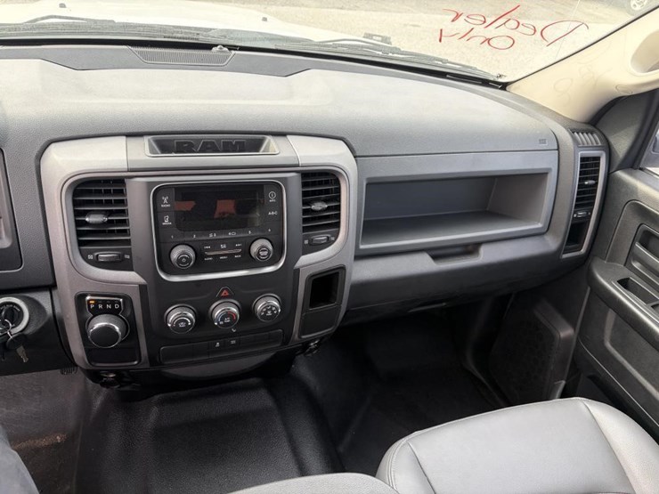 2017-dodge-ram-1500-image-13