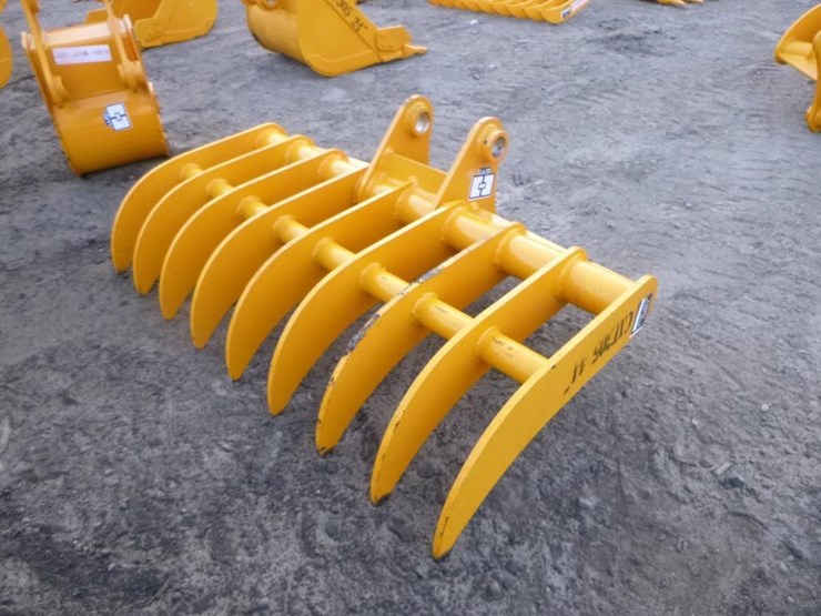 caterpillar-305-image-1