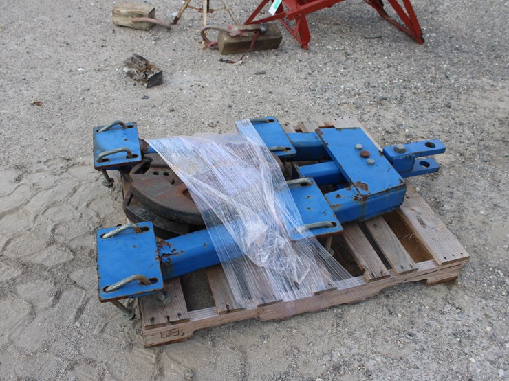 #4103-•-tractor-hitch-image-2