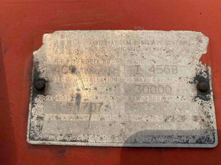 international-4568-project-tractor-image-45