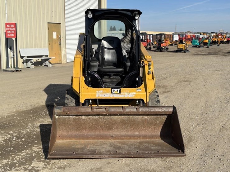 2018-caterpillar-226d-image-6