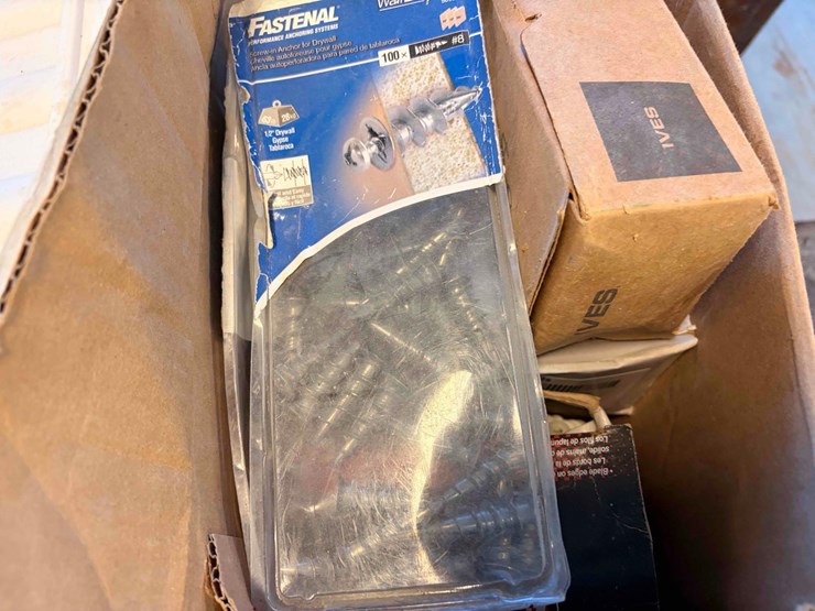 assortment-of-screw-fasteners-/w-misc-material-image-10