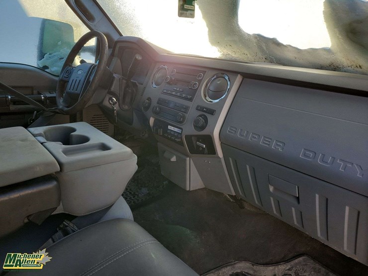 2015-ford-f350-image-22
