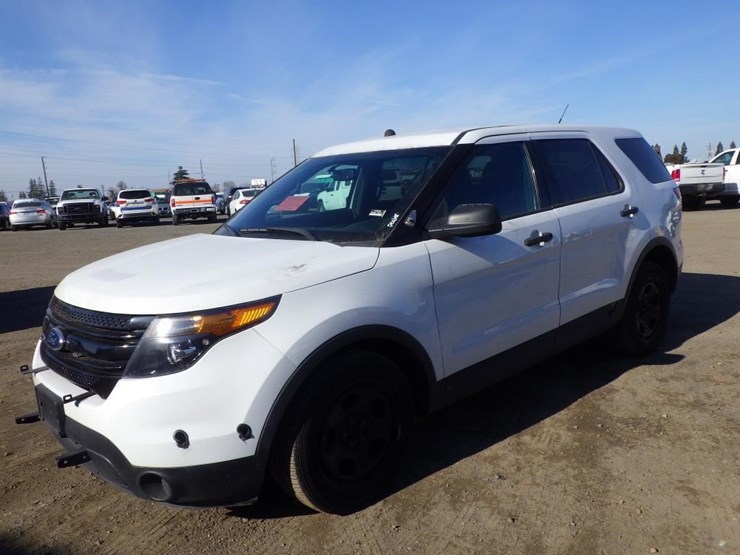 2014-ford-explorer-image-1