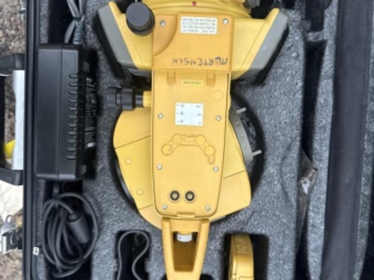 topcon-gpt-3000lw-pulse-total-station-image-2