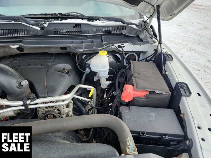 2013-dodge-1500-image-30