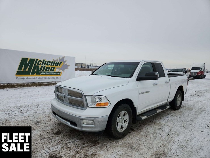 2011-dodge-1500-image-1