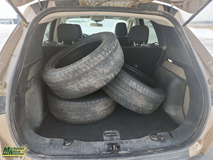 2020-ford-escape-image-16