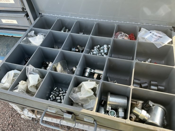 pallet-of-asst-hardware-and-hardware-bins-image-5