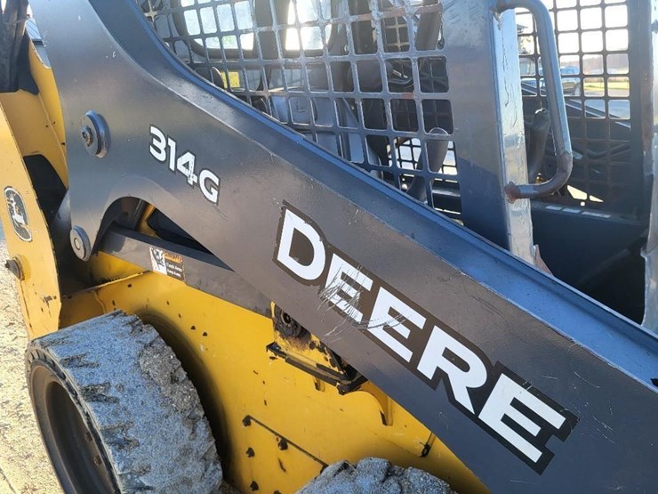 2018-deere-314g-image-35