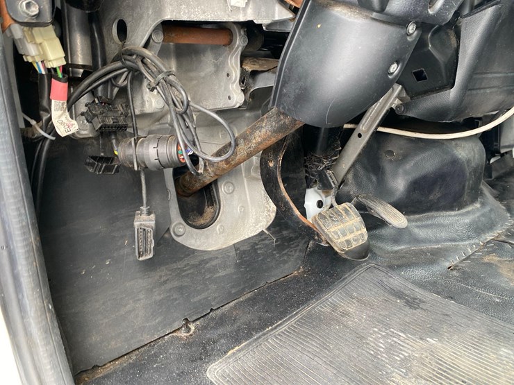 2018-hino-338-image-26