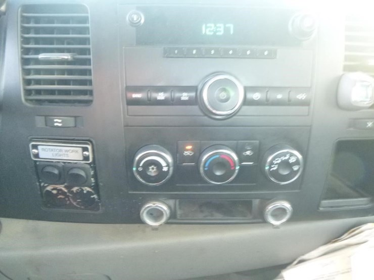 2008-chevrolet-silverado-1500-image-9