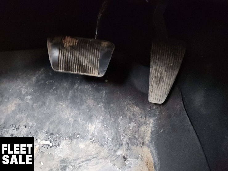 2011-dodge-1500-image-14