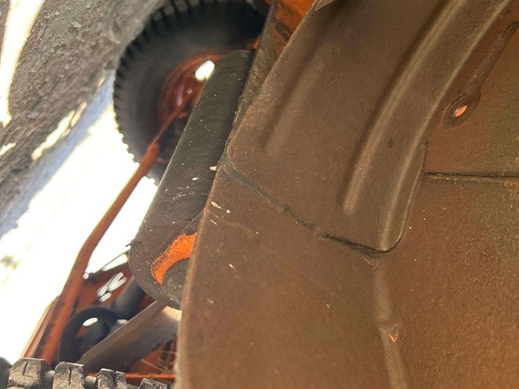 2010-scag-stt52v27ch-image-14