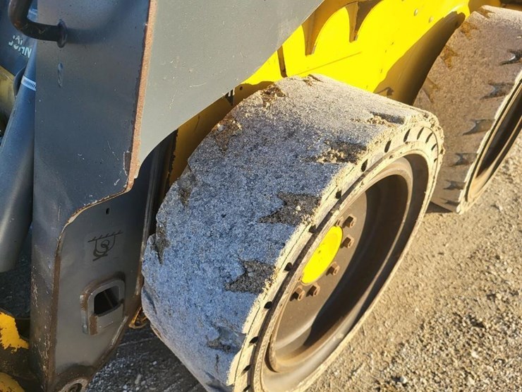 2018-deere-314g-image-12