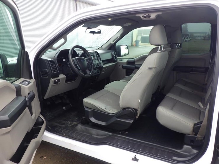 2016-ford-f150-image-5