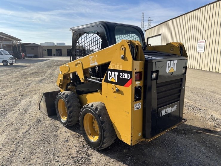 2018-caterpillar-226d-image-4