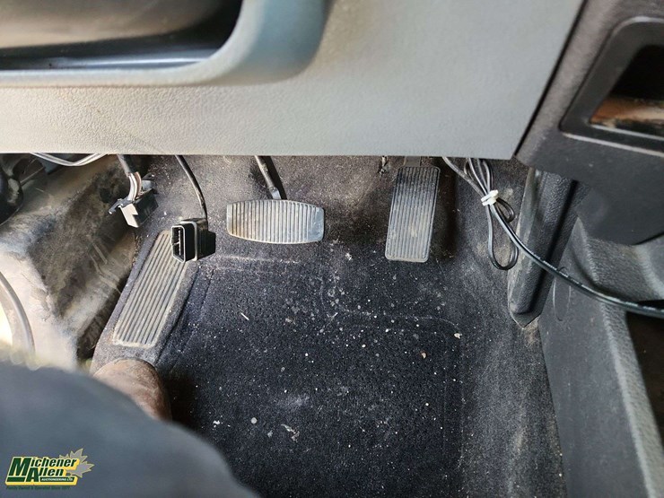 2015-ford-f350-sd-image-23