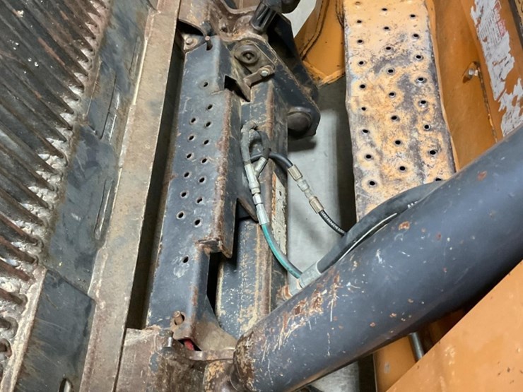 2012-case-tv380-image-13