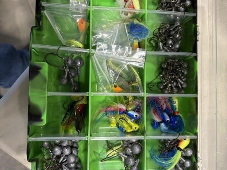 soft-tackle-box-image-2